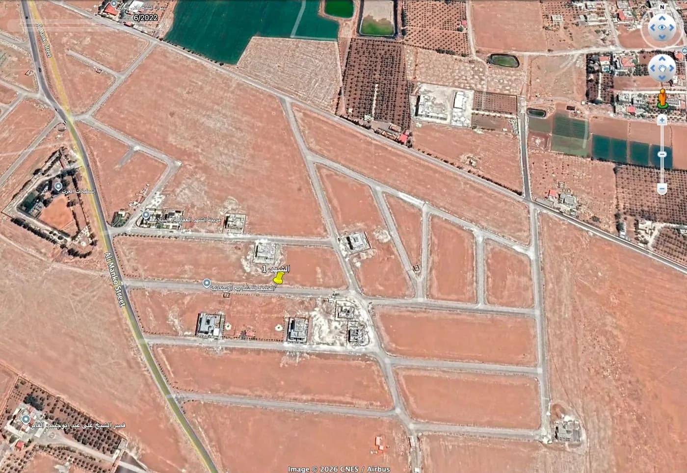 حوض العيادات في حزيران 2022 — تزايد أعمال البناء